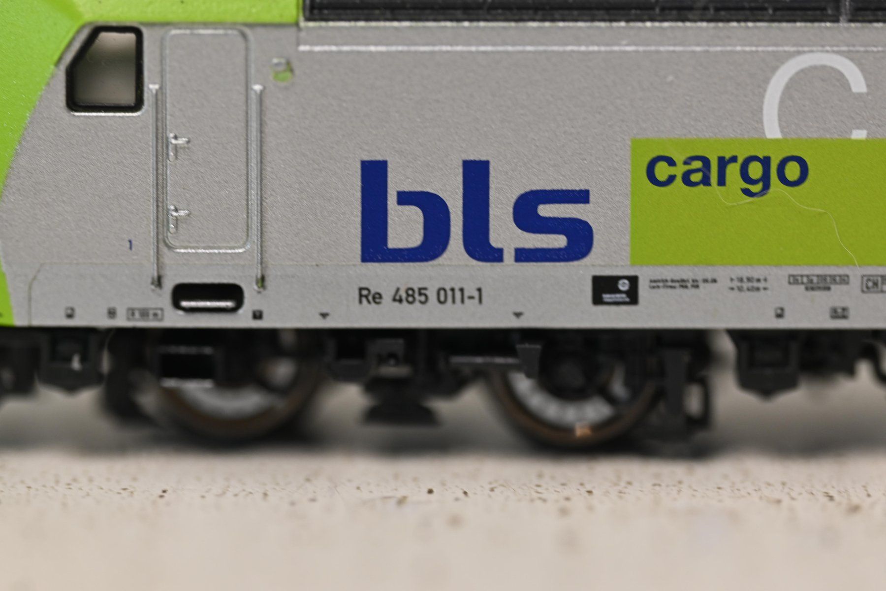 Fleischmann Trains électriques: Re 485 Cargo BLS Fleischmann Spur N , läuft nicht – Défectueux à Laupen ZH par Zmoewe 3