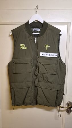 Gilet sans manches Off The Pitch kaki état neuf taille M
