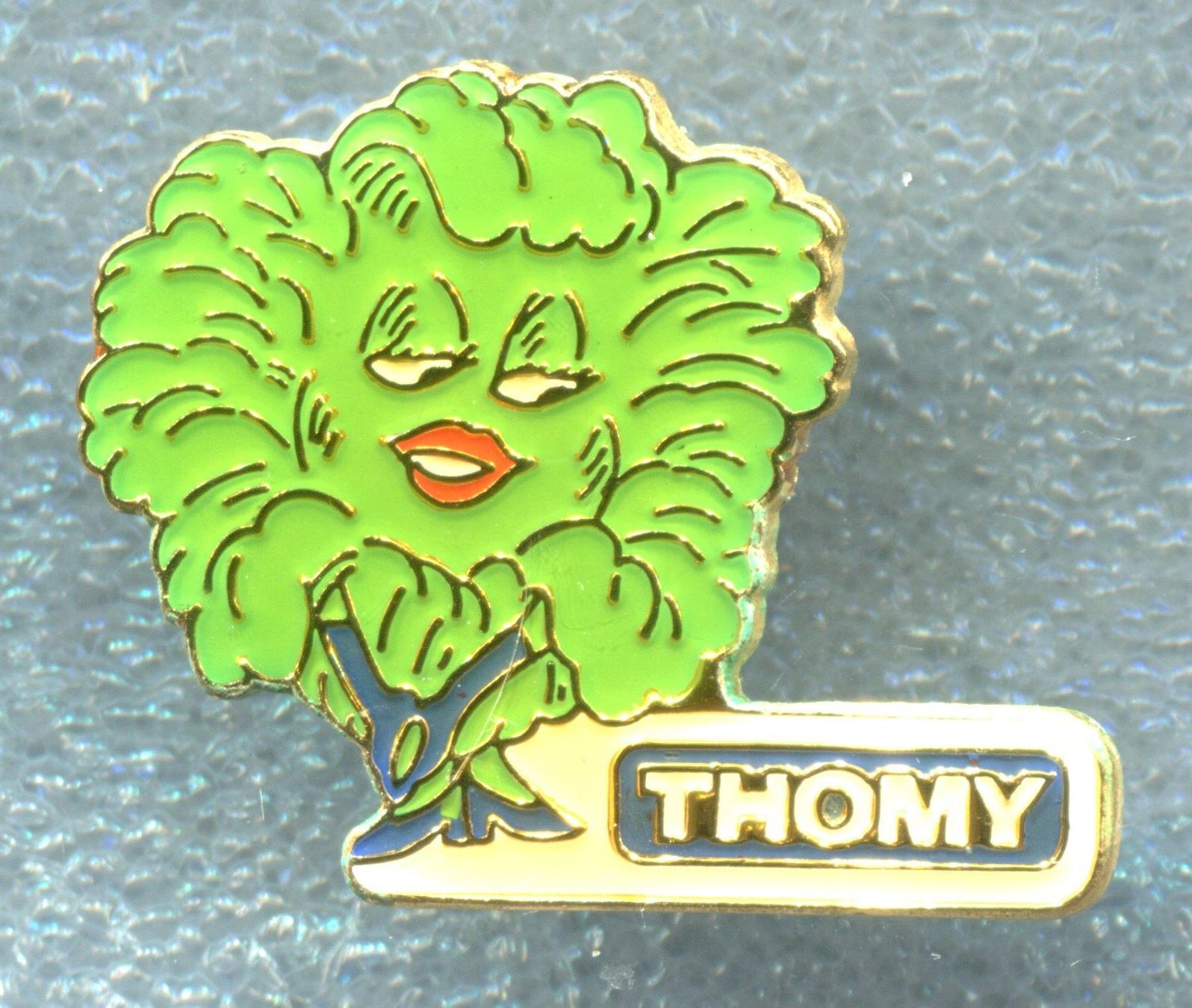 Plaketten & Abzeichen: THOMY  Salatsauce – Gebraucht aus Winterthur von Sammleroase