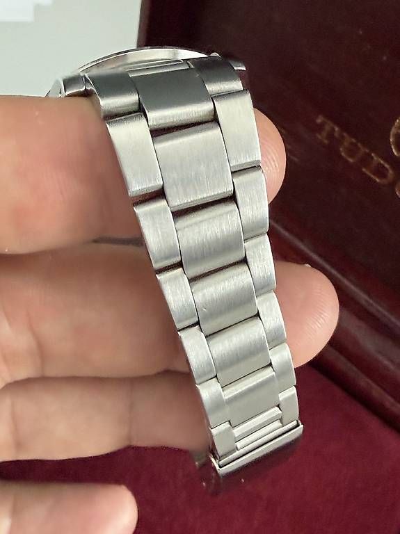 Tudor Orologi: Tudor Oysterdate Big Block – Usato da Zürich venduto da timeio-swapwatch 7