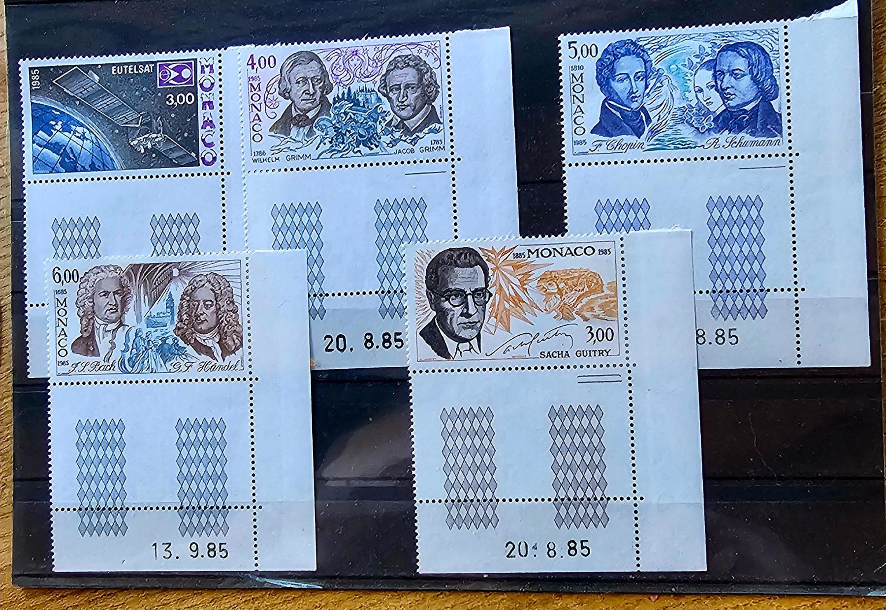 Tous les timbres: MONACO coins datés ** 1985 – Neuf (Voir description) à Les Valettes par Nuba1