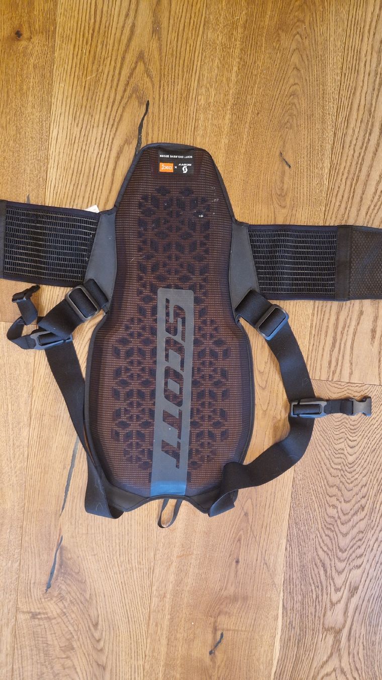 Protections: Scott Rückenprotektor – Neuf (Voir description) à Thunstetten par Cyberwurst 1