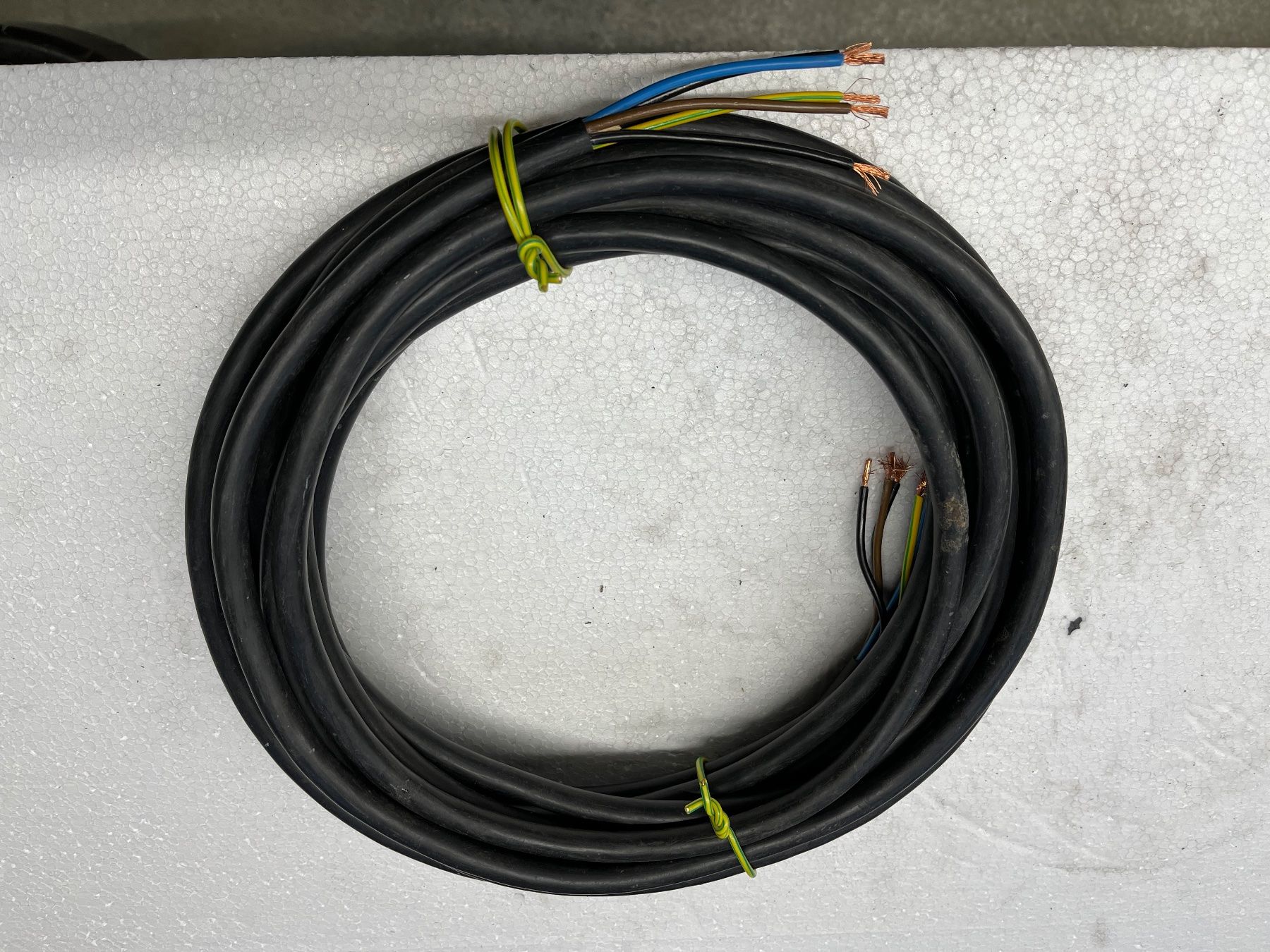 Cavi: TT-Steuerkabel 8x0.5mm/2 – Usato da Küblis venduto da hypofacto 5