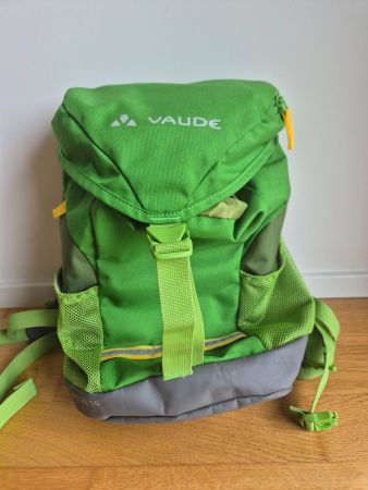 Vaude Rucksack Kinder gruen inkl. Regenhuelle gebraucht