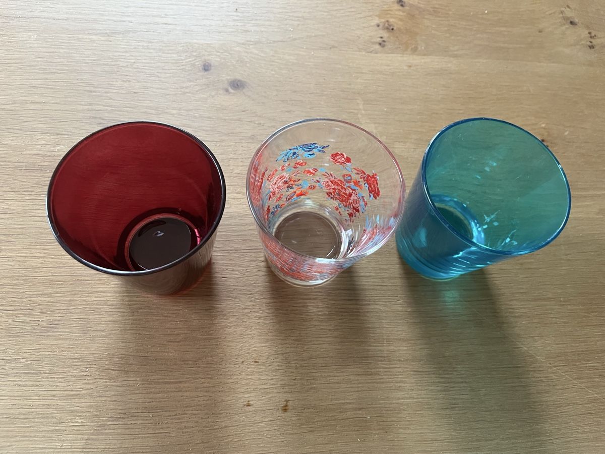 Tutte le decorazioni: 3 Teelichthalter / Gläser  – Usato da Wolfwil venduto da NewGirl 5