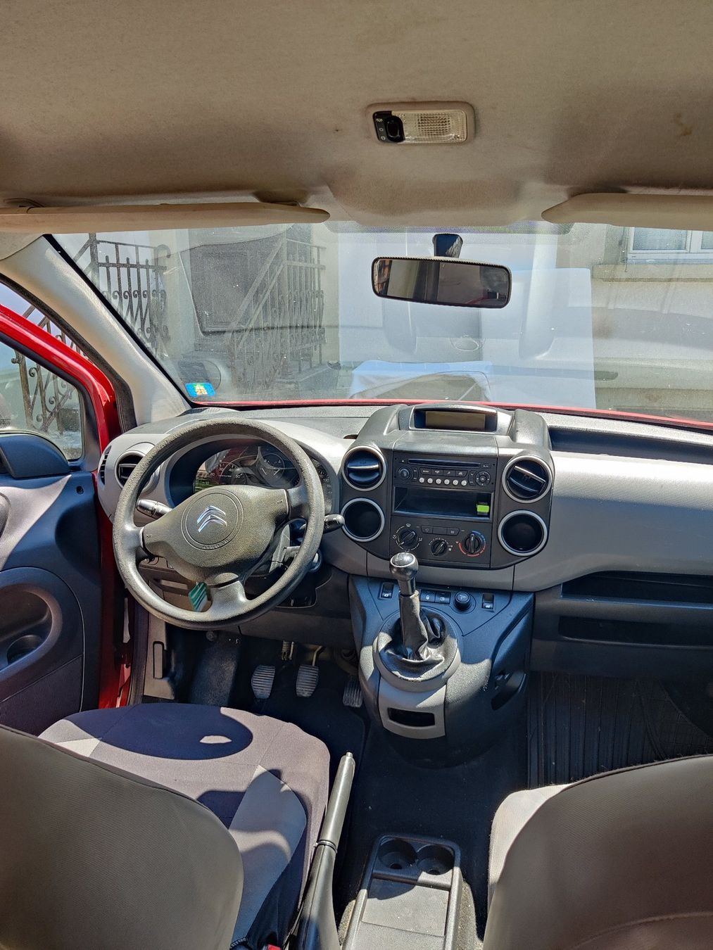 Citroën Veicoli commerciali: Citroen Berlingo 1.6i 16V mit MFK – Usato da St. Gallen venduto da Dr.Numis 4