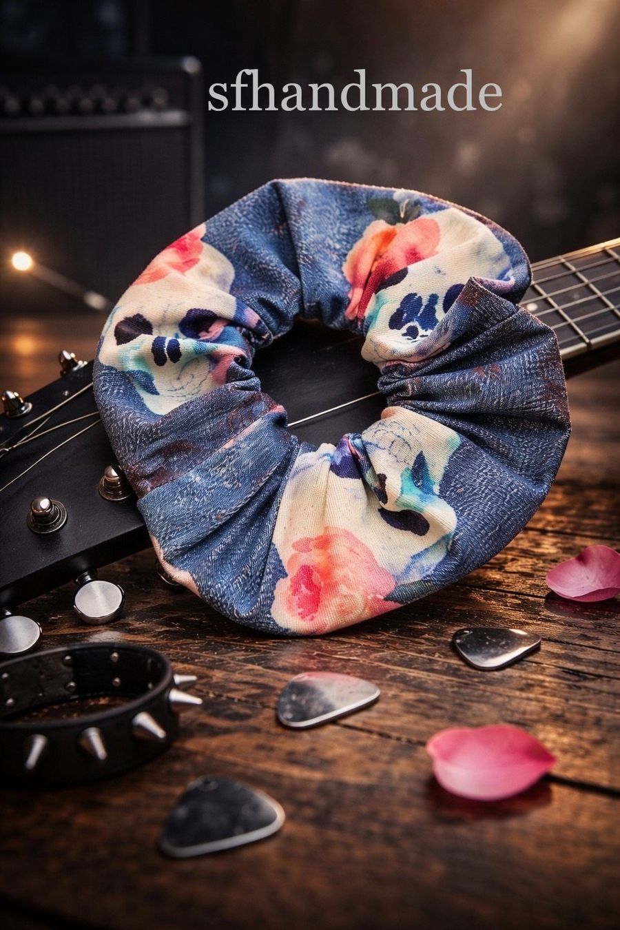 Accessori per capelli: * Skull Garden* Scrunchie - sfhandmade – Nuovo (secondo la descrizione) da Baar venduto da sfhandmade