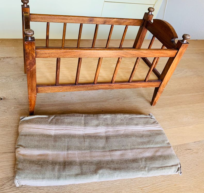 E-wicker24 Handgeflochtene Weidenwiege – Puppenbett Mit Matratze & Kissen, 46x30 Cm, Für Puppen Bis 40 Cm