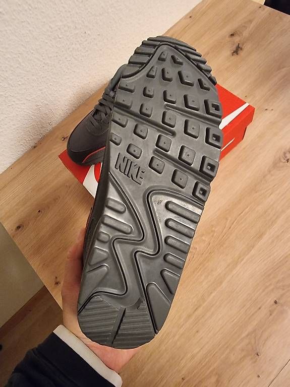Nike Scarpe da uomo: Nike Air Max 90 – Usato da Brüttisellen venduto da zweezy 2