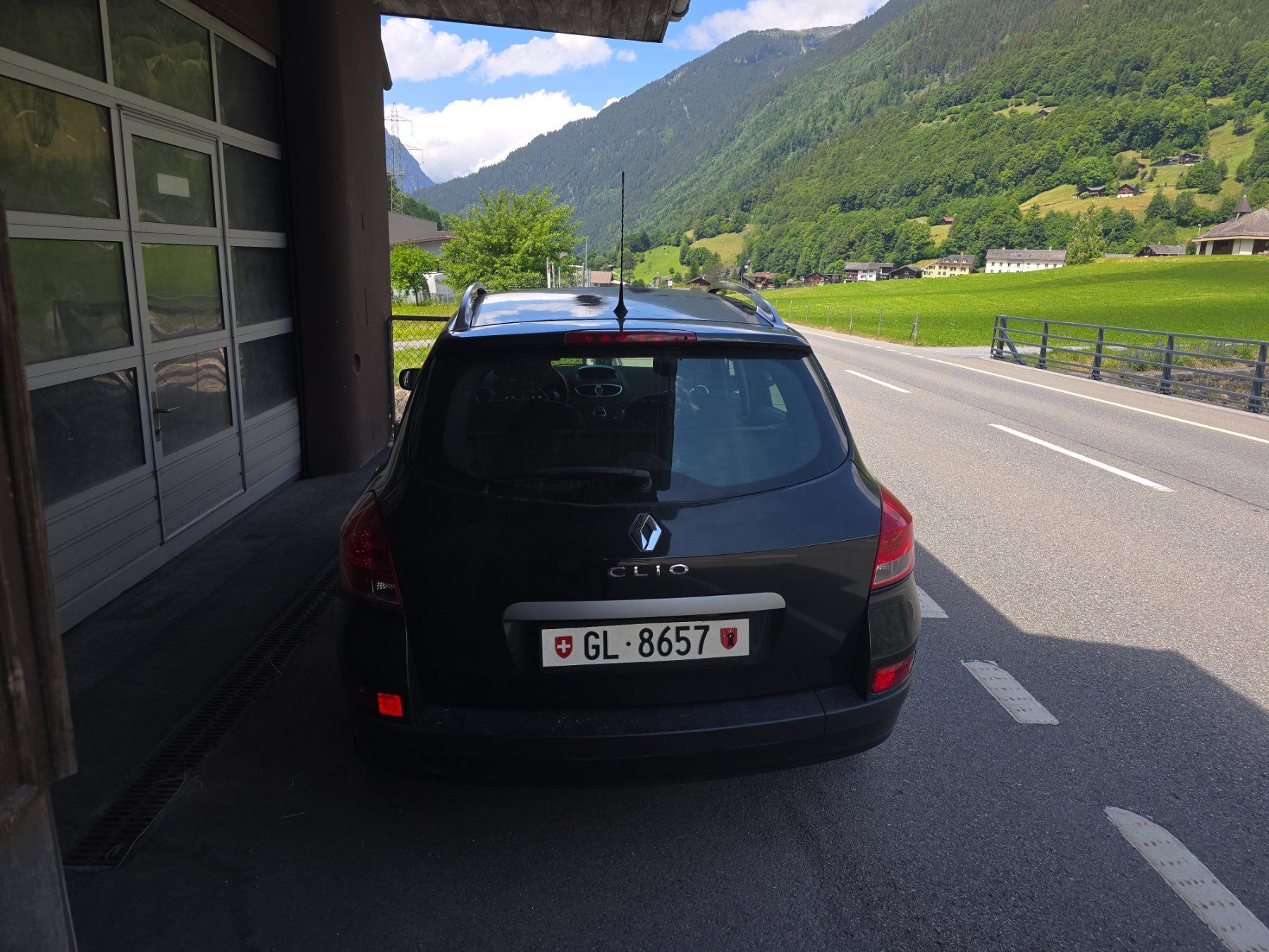 Renault Autos: Renault Clio mit Tech. Mängel ab 1.- – Gebraucht aus Zürich von kaiserstoren.ch 1