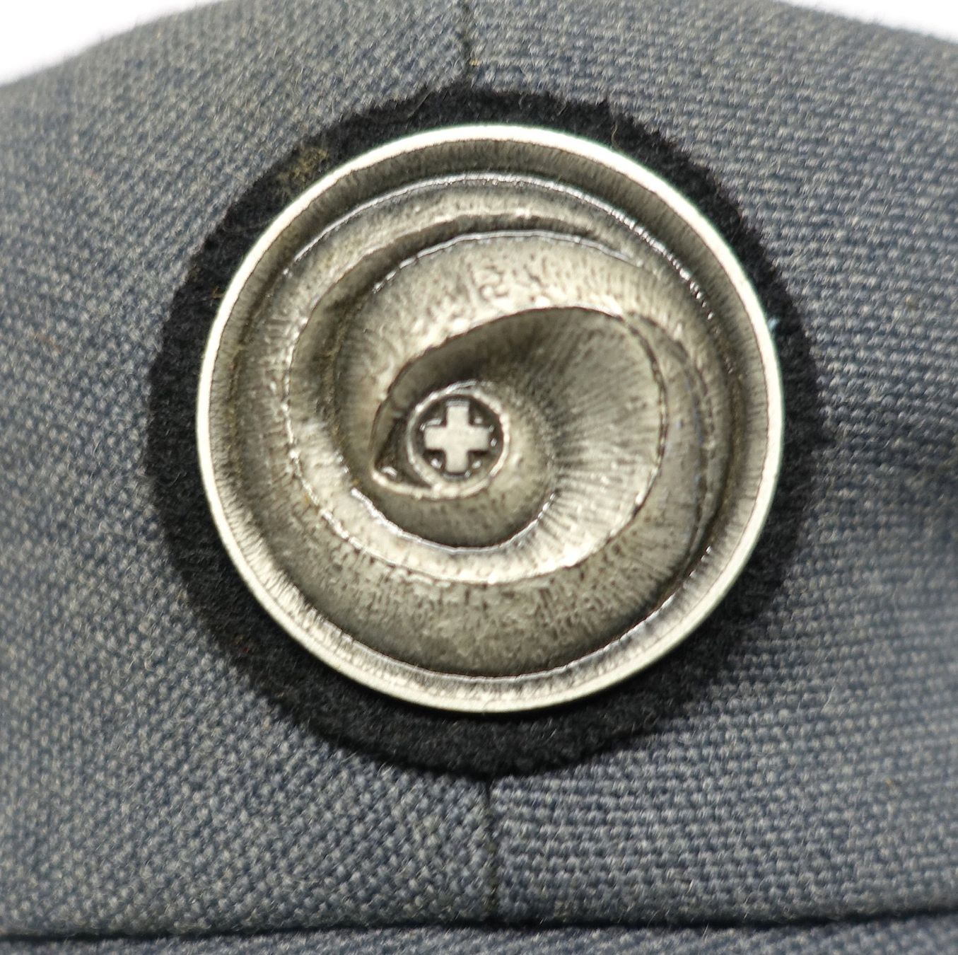 Uniformi: Mütze Kepi Schweizer Armee Versuch 1970 "Deckelschnecke" – Usato da Kappelen venduto da Marmoe 3