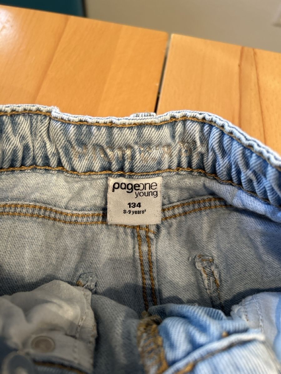 Hosen: Mädchen Jeans Gr. 134 – Gebraucht aus Dottikon von cimar 2
