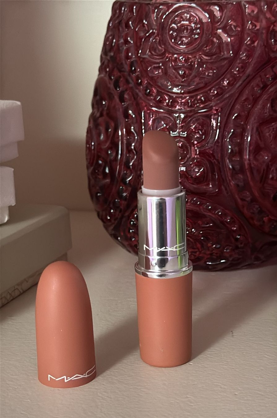 Mac Cosmetics Maquillage: MAC Lippenstift verschiedene Farben  – D'occasion à Netstal par Queen37 4