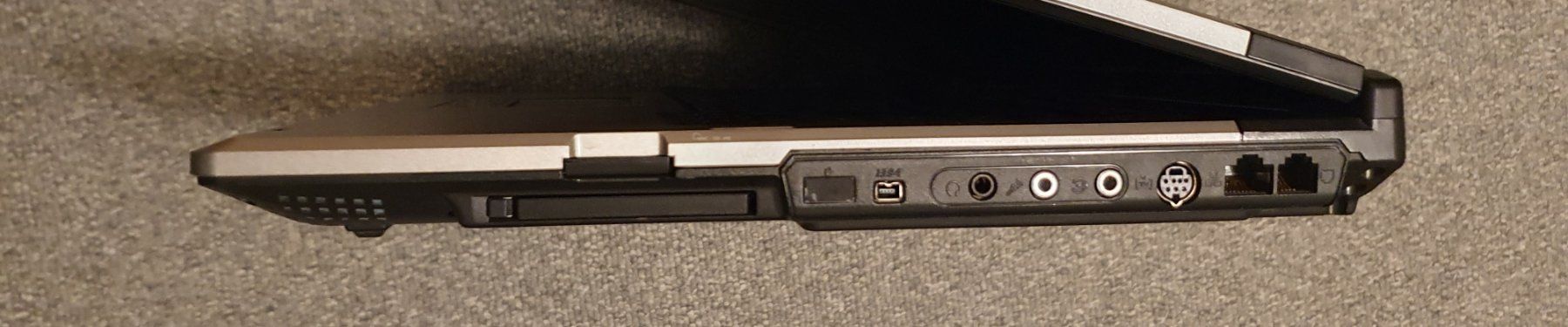 Asus Notebook: Asus A6000 A6U, Antix Linux, Mit Netzteil, Akku defekt – Usato da Winterthur venduto da E-Frosch 3