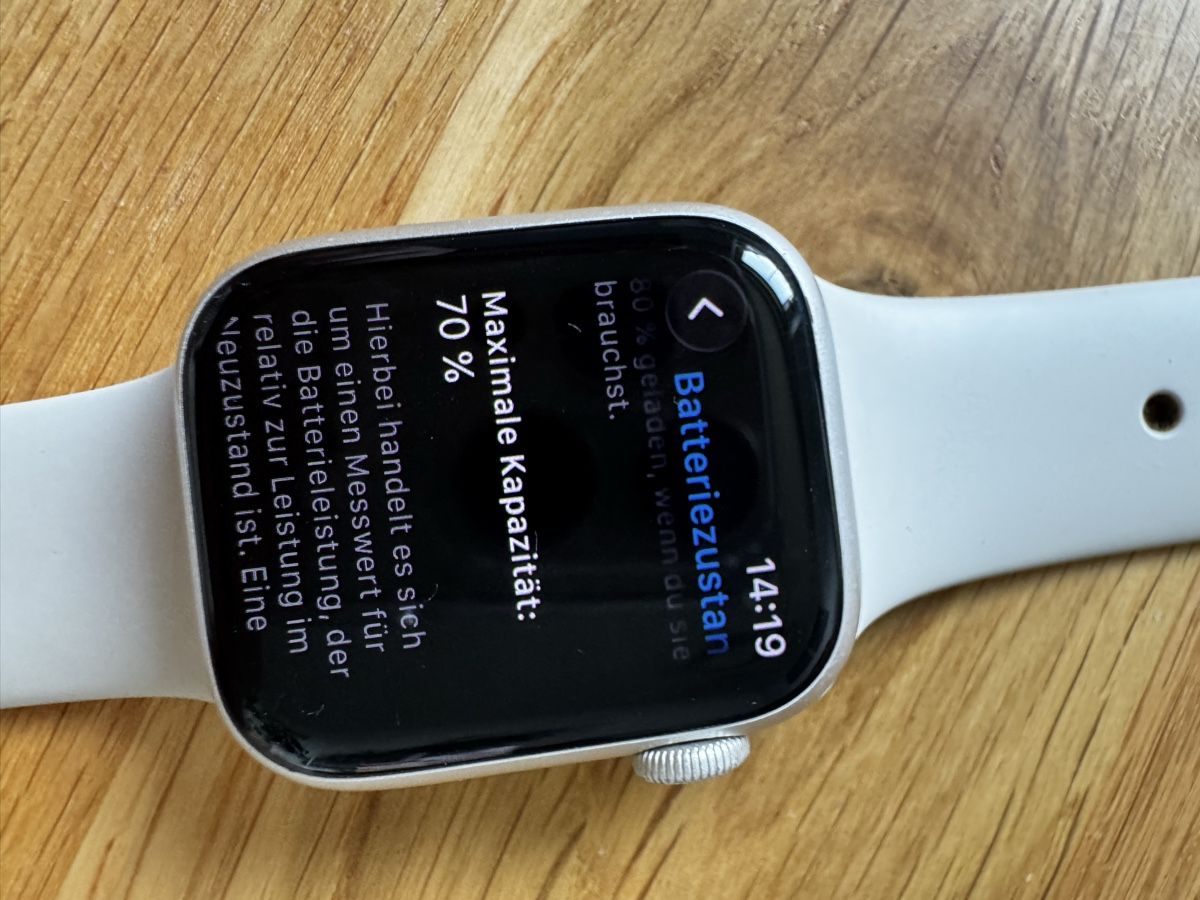 Apple Smartwatch: Apple Watch Series 7 41mm – Usato da St. Gallen venduto da lea_hq2w 9