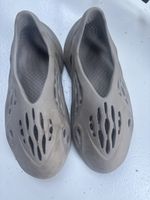 Yeezy Foam Runner Sand Grösse 42 - Bequemer Sommerlook!
