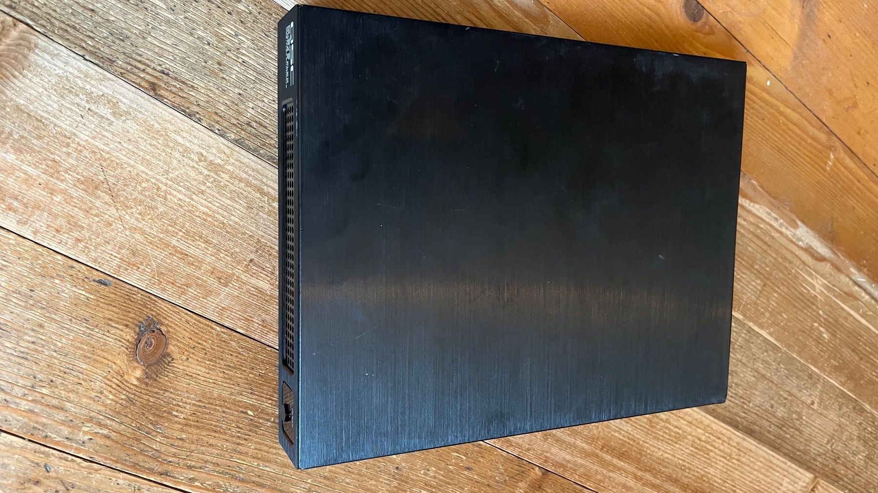 Server: QSC Q-SYS Core 8 Flex Model 2024 – Usato da Winterthur venduto da Gemini235000 3