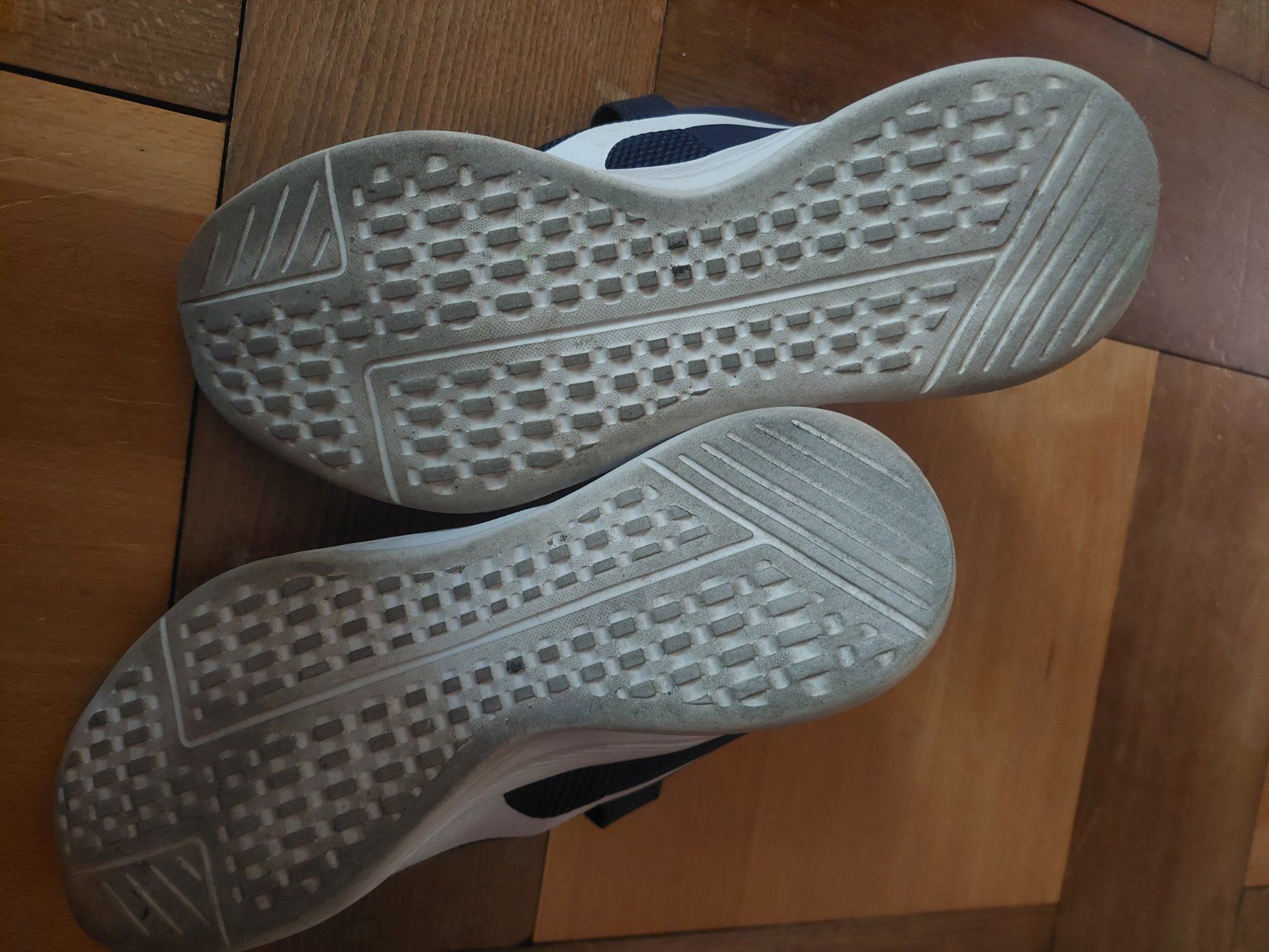 Puma Scarpe per ragazzi: Puma Laufschuhe Grösse 34 – Usato da Beckenried venduto da Havacola 4