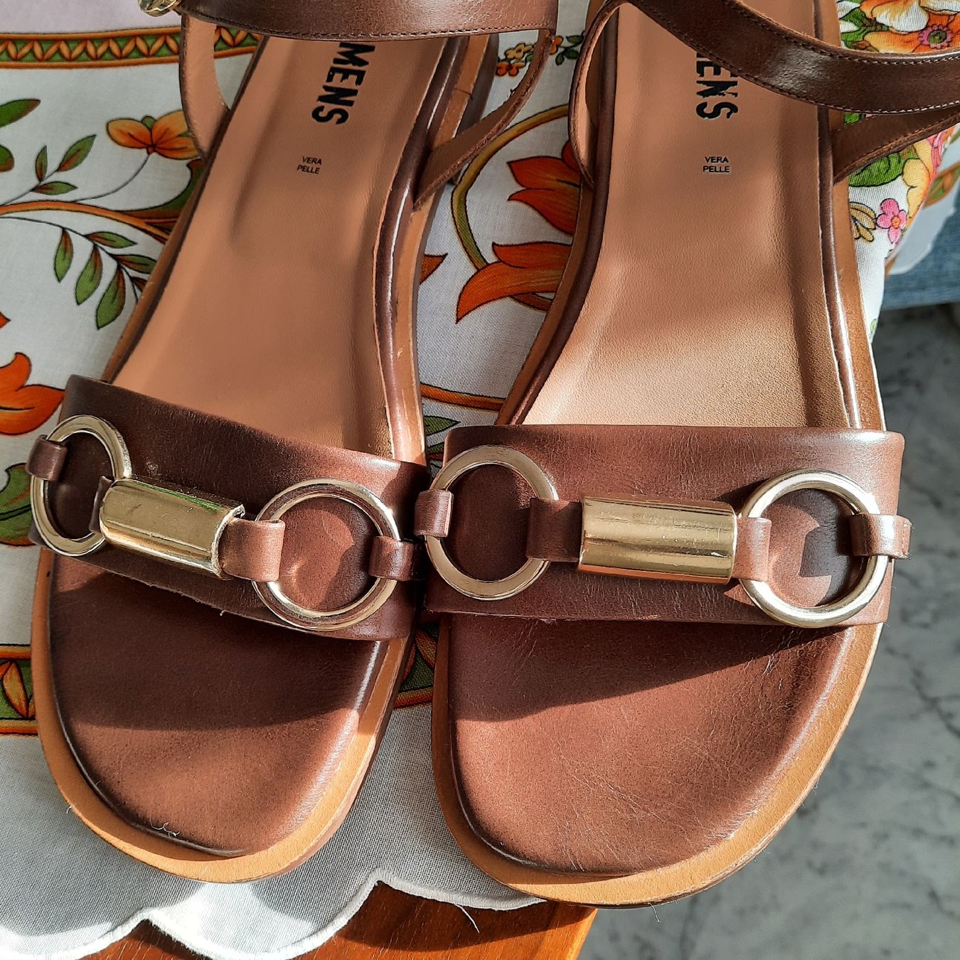 Scarpe da donna: CARMENS, TOP LEDERSANDALEN, GR.40 – Usato da Hinwil venduto da Wuschi40 8