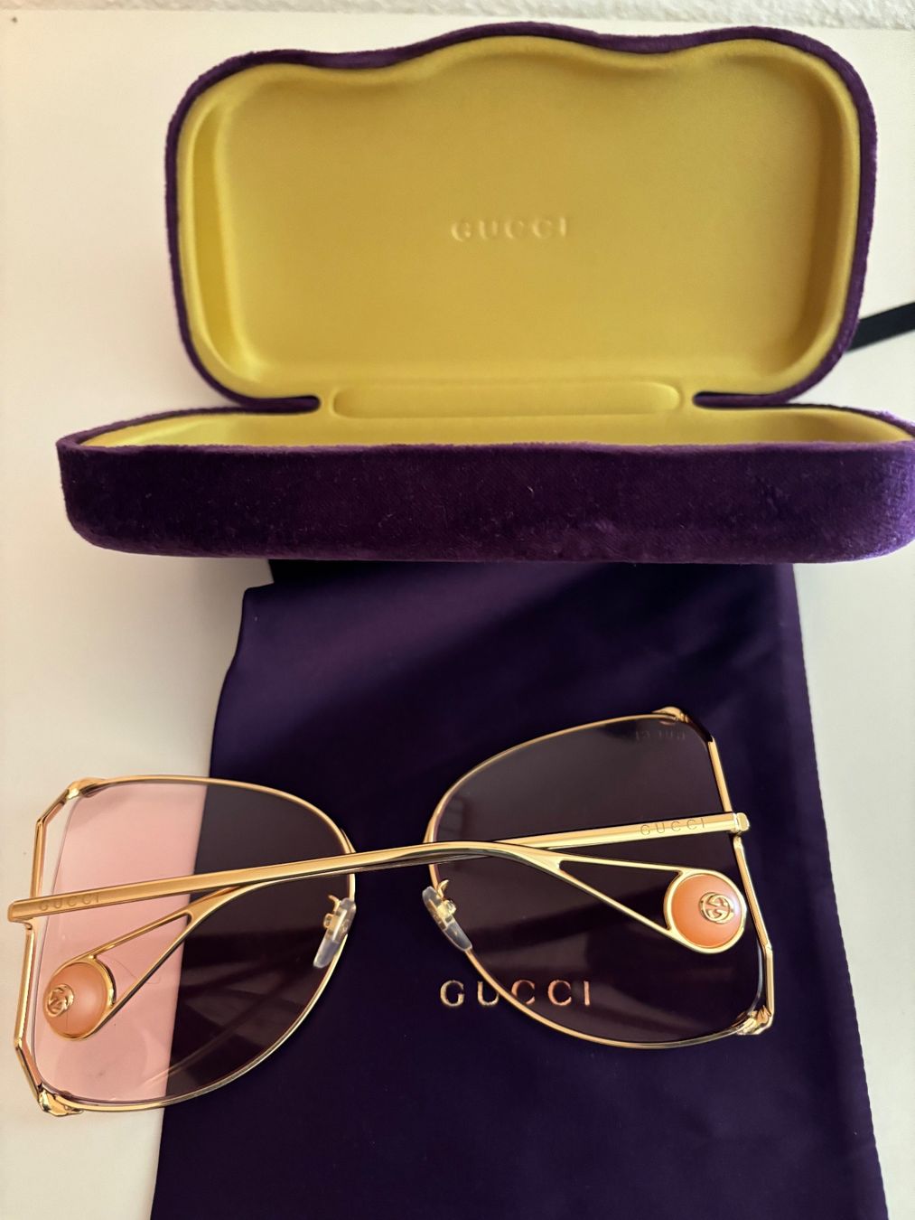 Gucci Brillen & Gläser: Gucci Sonnenbrille Damen – Neu (gemäss Beschreibung) aus Stallikon von Toluu 1