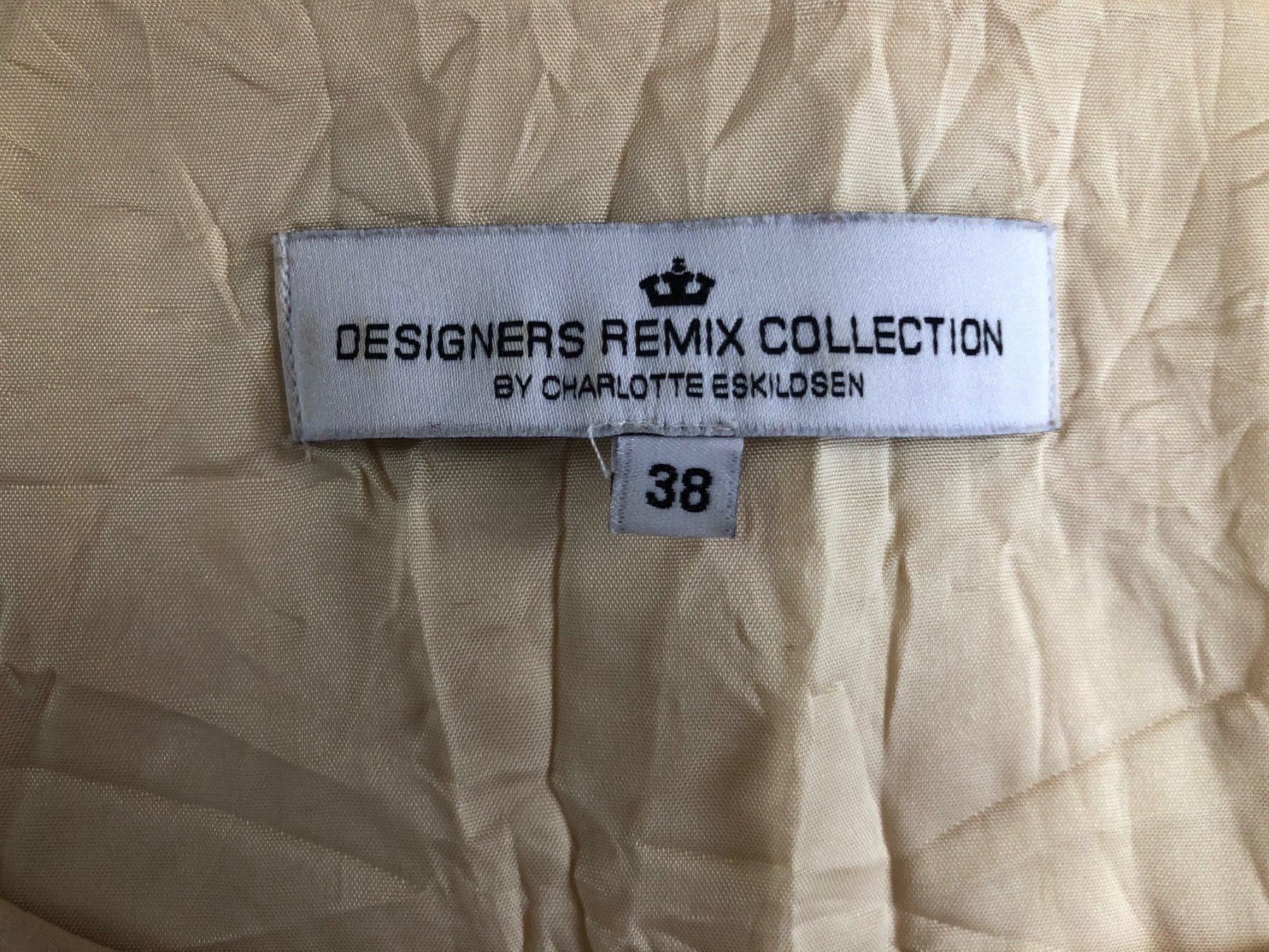 Robes: Robe / Kleid Designers Remix – D'occasion à Dotzigen par SecondHandGems 5