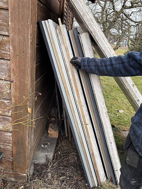 Altri materiali per l'edilizia: Dachpannelen – Usato da Düdingen venduto da Rosalie0106 3