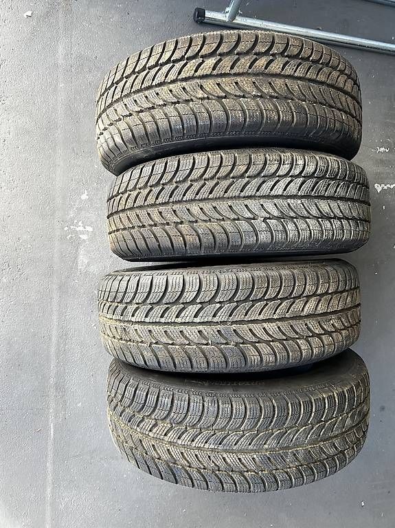 Pneumatici & Ruote complete: 185/65 R14 Winterreifen – Usato da Sursee venduto da gas_8n5t