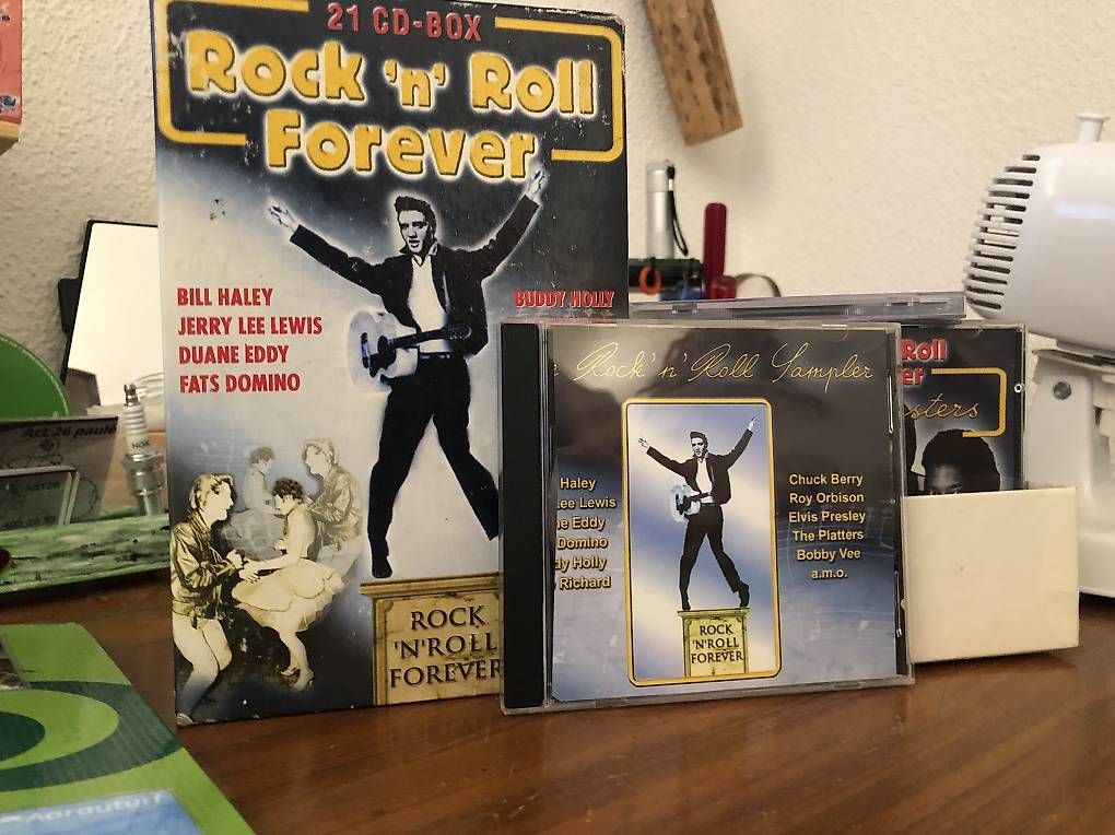 CDs: Rock 'n' Roll Forever 21 CD-Box – D'occasion à Villnachern par focusride