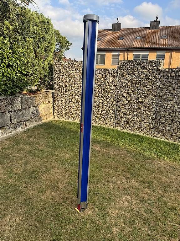 Stenditoi: STEVI LADY PLUS  BLAU TOP ZUSTAND – Usato da Bassersdorf venduto da Dondome 1