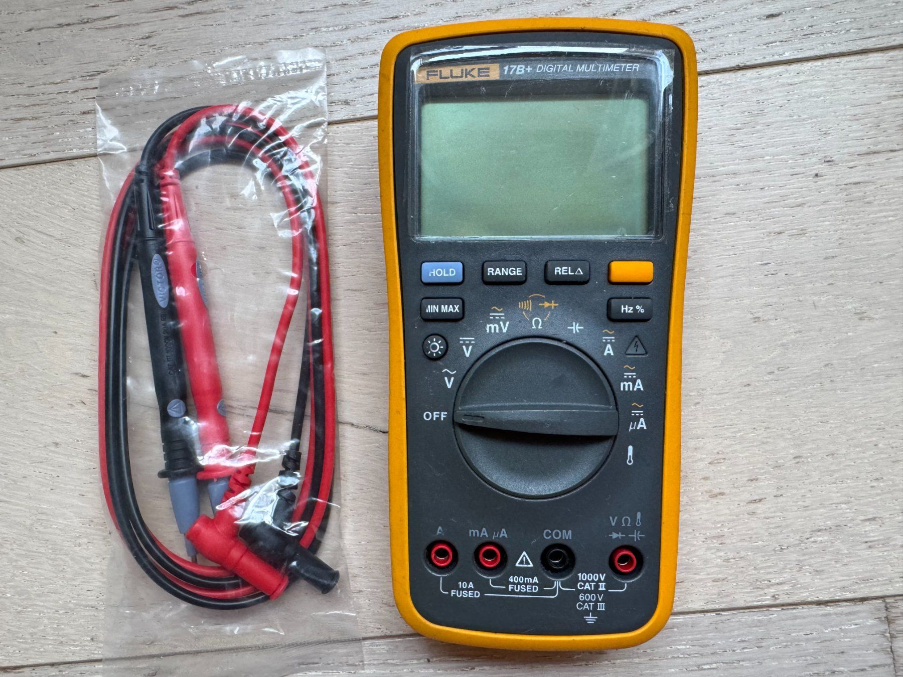 Fluke Misurare: Fluke 17B+ Multimeter, ohne Batterie – Usato da Zürich venduto da Yao_und_Clemens