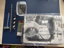 Schlagbohrmaschine mit Zubehör