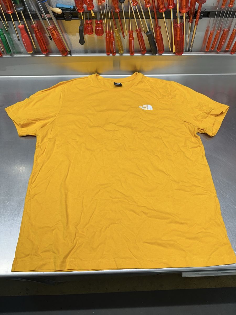 T-Shirts: The North Face T-Shirt gelb – Gebraucht aus Schwende von weesli