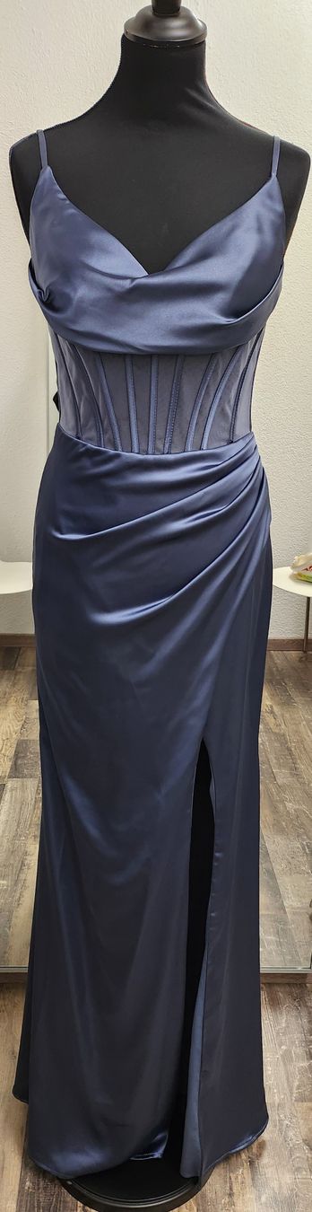 Vestiti: Graublau kleid – Nuovo (secondo la descrizione) da Uster venduto da VMT.