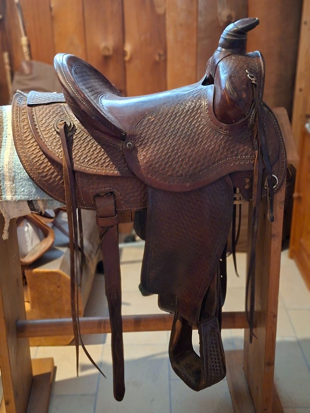 Selles, accessoires: Westernsattel Continental Saddlery – D'occasion à Langenthal par Scout6
