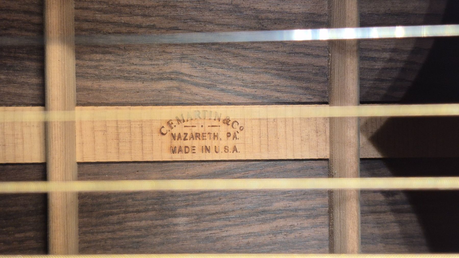 Martin & Co. Strumenti musicali: Western Gitarre Martin HD-28 2013 – Usato da Winterthur venduto da NorrSydGuitars 9