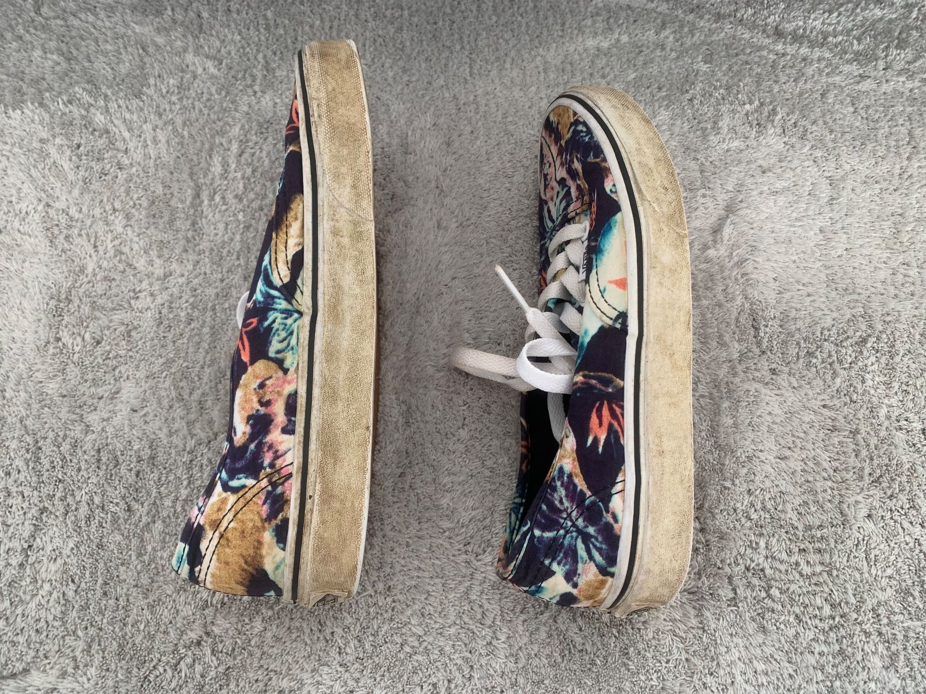 Vans Scarpe da donna: Vans Authentic Blumenmuster Gr. 36 – Usato da Hinwil venduto da liviipivii 2