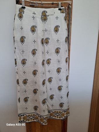 Pantalon Zara taille XS - Motif cachemire d'été!