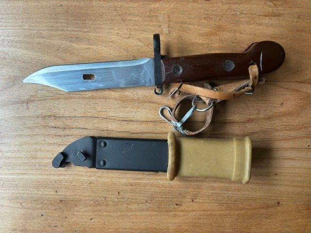 Armes blanches: AK 47 - Bajonett – D'occasion à Ennenda par glarner58 1