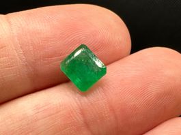 (2) Smaragd intensiv grün -  1.7 ct!