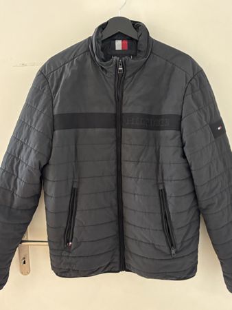 Tommy Hilfiger Steppjacke anthrazit Grösse M guter Zustand