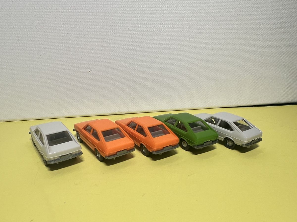 Wiking Modellini d'auto: Wiking Konvolut VW Passat 1/87 – Nuovo (secondo la descrizione) da Weinfelden venduto da Kammerflimmern 1