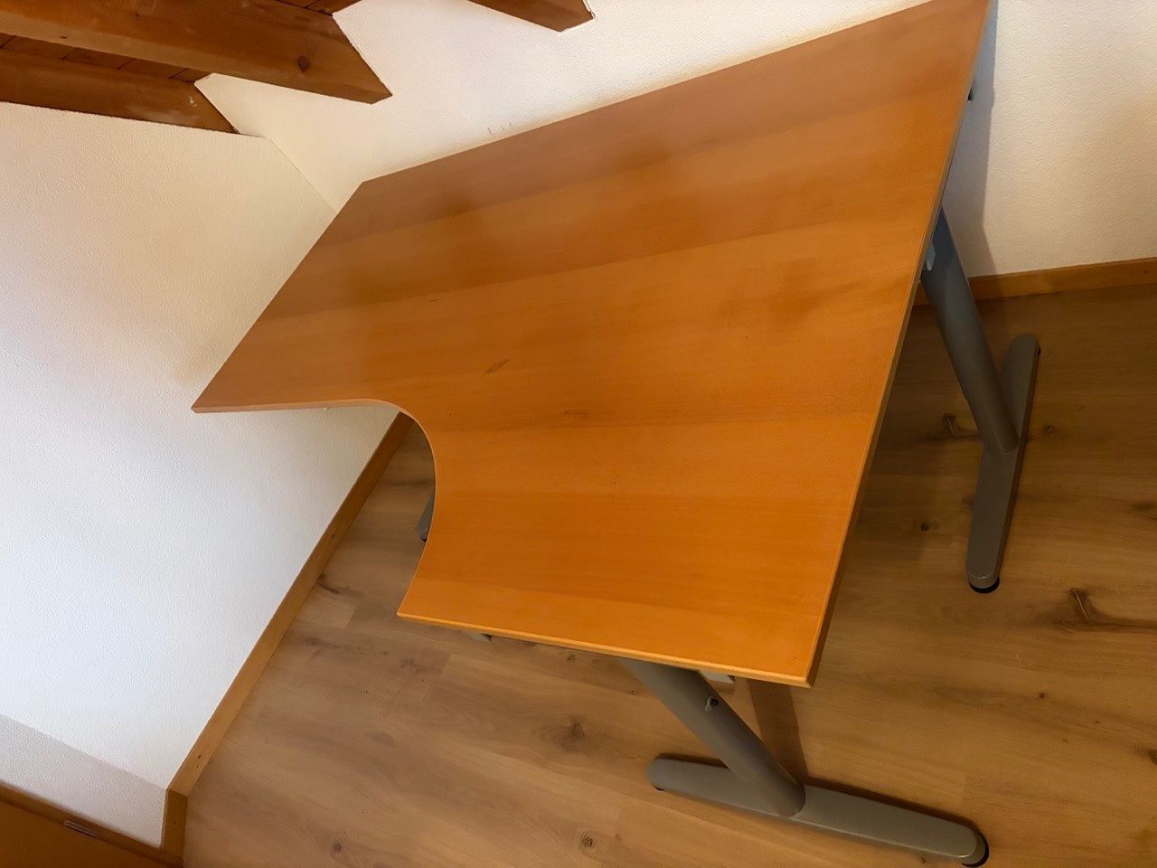 Schreibtische: Schreibtisch Buche gebraucht – Gebraucht aus Heerbrugg von Emzett 1