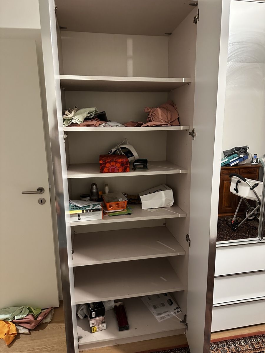 Armadi: Grosser Kleiderschrank mit Spiegel – Usato da Adliswil venduto da jara_lou 1