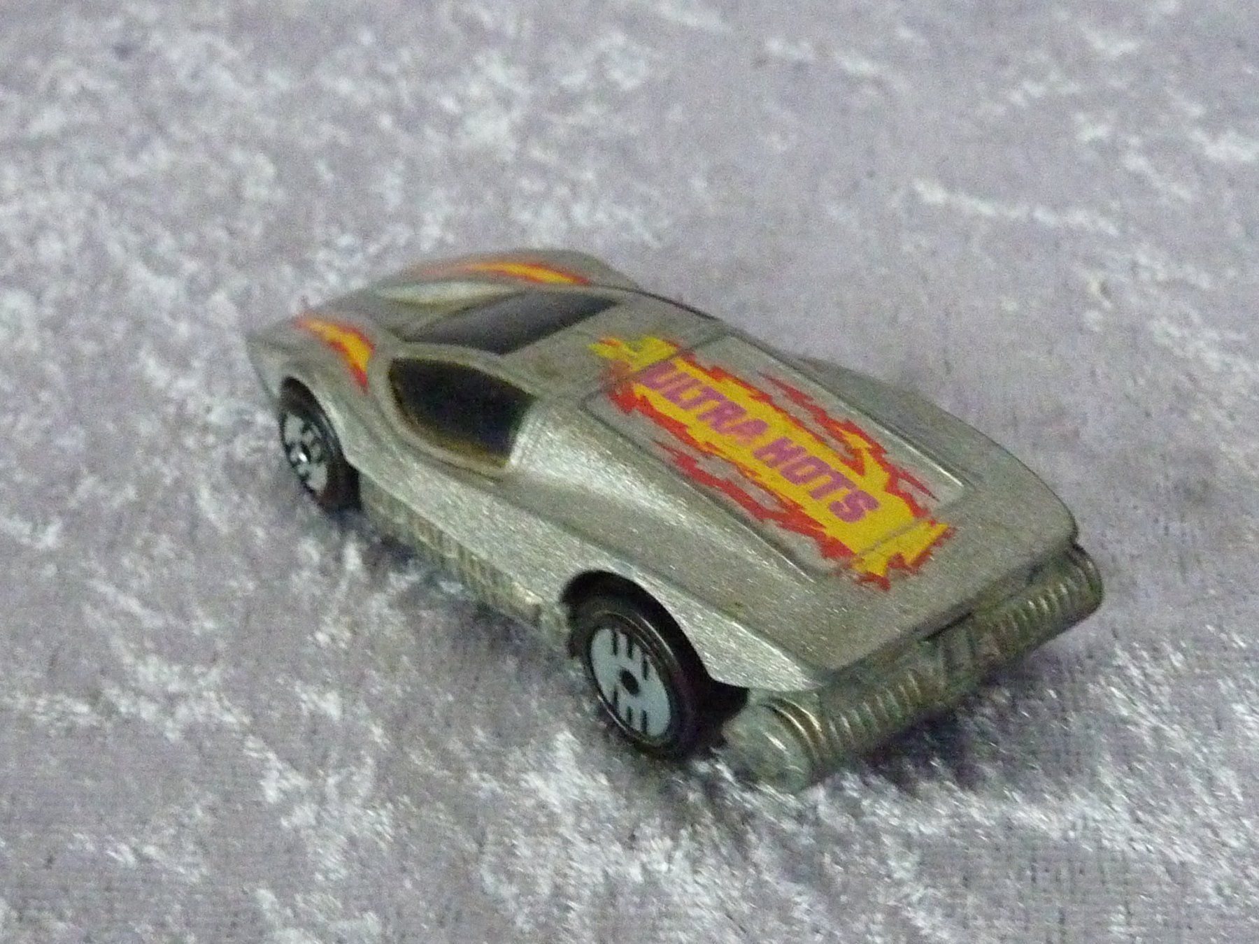 Hot Wheels Voitures modèles: Silver Bullet 1:64 – D'occasion à Dürrenäsch par Cobra1ch 2