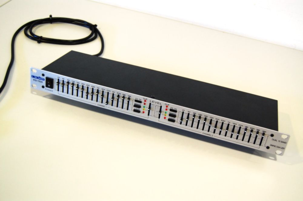 Console di mixaggio: Studio and P.A. amplification & controlling monitor's Set – Usato da Brüttisellen venduto da Ecross 5
