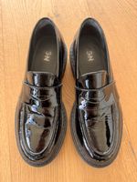 ZIGN Lack-Leder-Loafer in Gr. 39