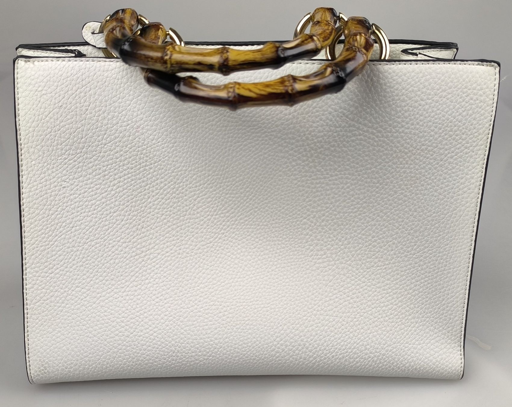 L.Credi Taschen für Damen: Handtasche -  L.CREDI Munich – Gebraucht aus Rüti ZH von Restwert_Rueti_ZH 2