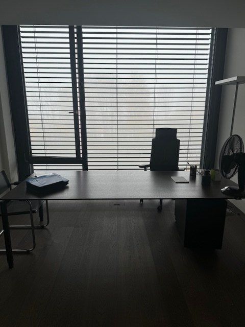 Scrivanie: Exklusiver & hochwertiger Bürotisch – Usato da Dübendorf venduto da Spezlitoni 2