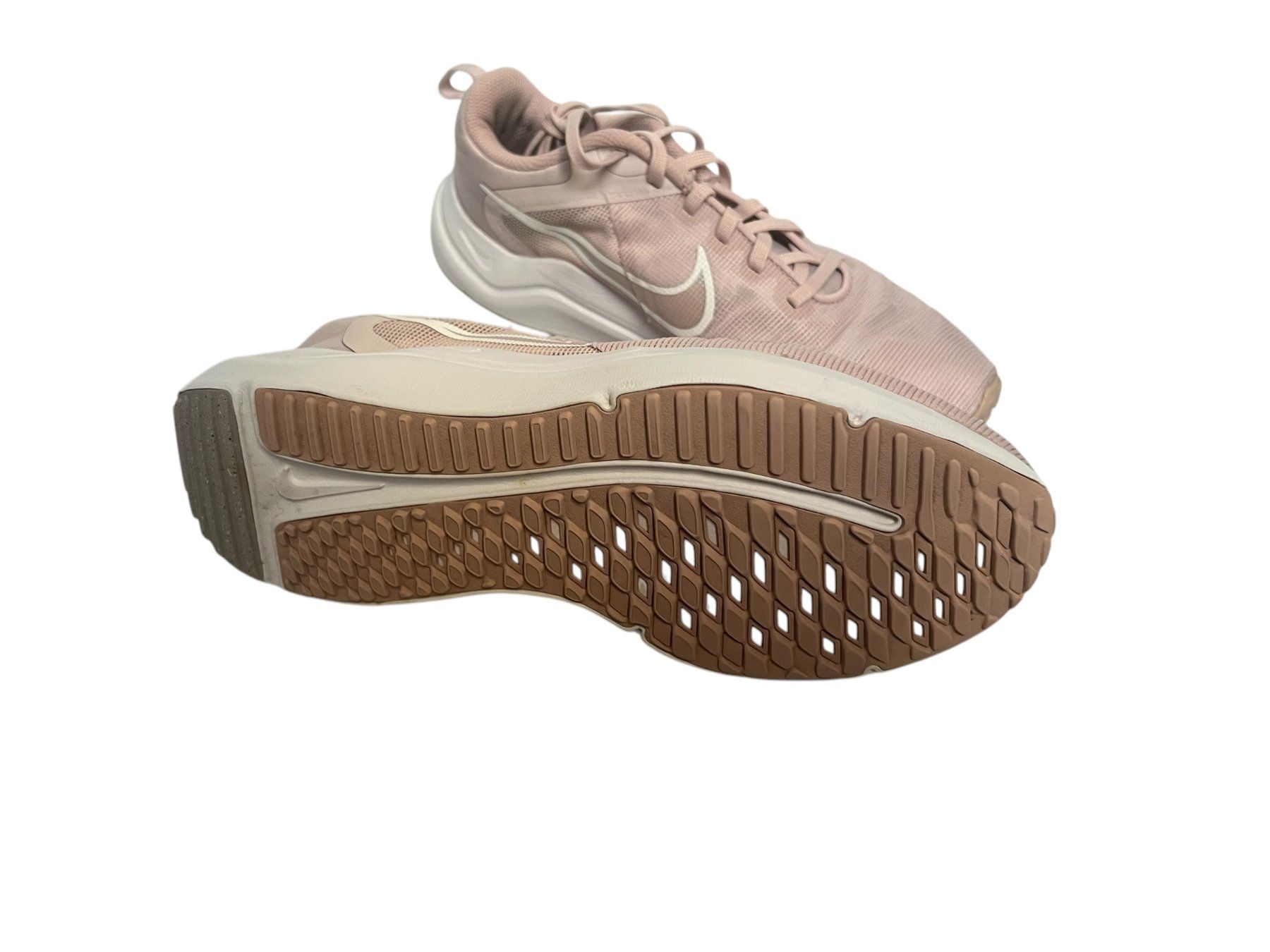 Nike Scarpe da donna: Chaussures Shoes Nike – Usato da Apples venduto da the_7jtf 1