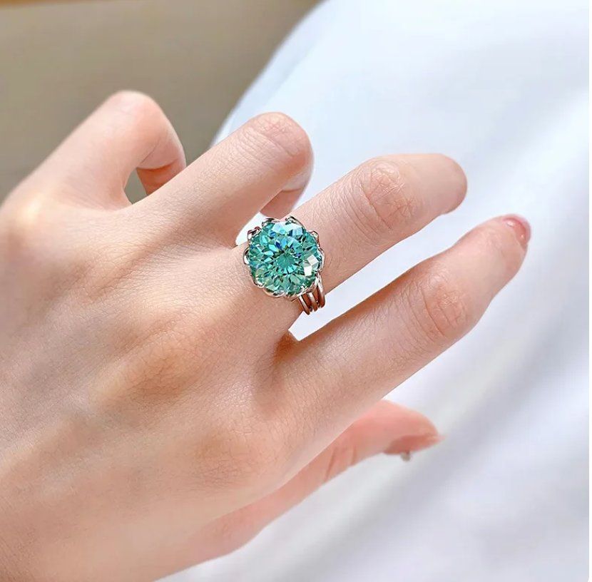 Anelli: Bague en argent 925 Diamant Lab blue 2 ct. – Usato da Genève venduto da TradeCH